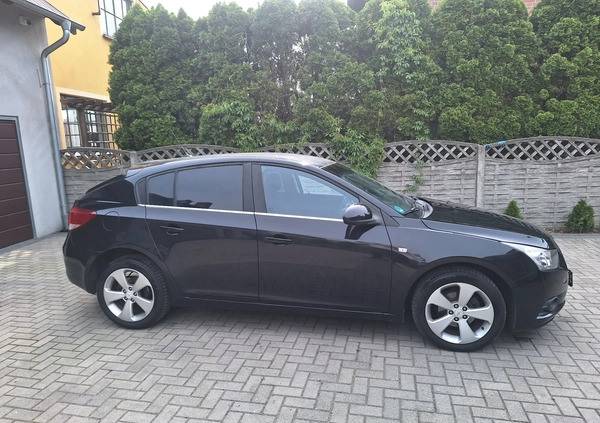 Chevrolet Cruze cena 22900 przebieg: 126321, rok produkcji 2012 z Rawicz małe 254